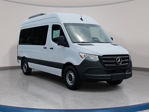 New 2025 Mercedes-Benz Sprinter 2500 image 3
