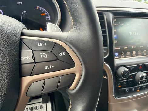 Used 2017 Jeep Grand Cherokee Limited AWD/4WD image 30