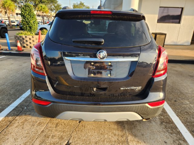 Used 2021 Buick Encore Preferred AWD/4WD image 5