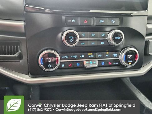 Used 2024 Ford Expedition Max XLT image 27