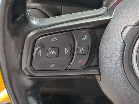 Used 2020 Jeep Wrangler Sport AWD/4WD image 27