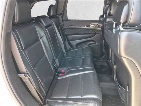 Used 2015 Jeep Grand Cherokee Overland AWD/4WD image 22