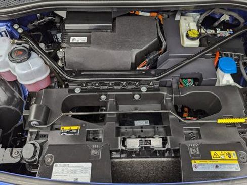 Used 2022 Volkswagen ID.4 Pro S image 31