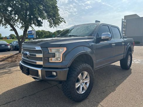 Used 2015 Ford F150 Platinum w/ Equipment Group 701A Luxury AWD/4WD image 1