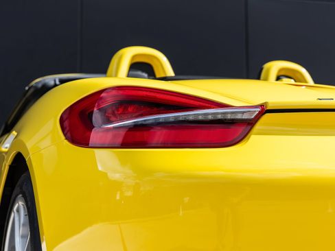 Used 2014 Porsche Boxster S RWD image 17