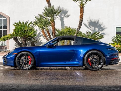 Used 2024 Porsche 911 Targa 4 GTS image 5