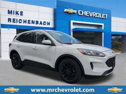 Used 2021 Ford Escape SE w/ Convenience Package