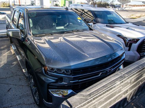 Used 2021 Chevrolet Silverado 1500 LT image 10