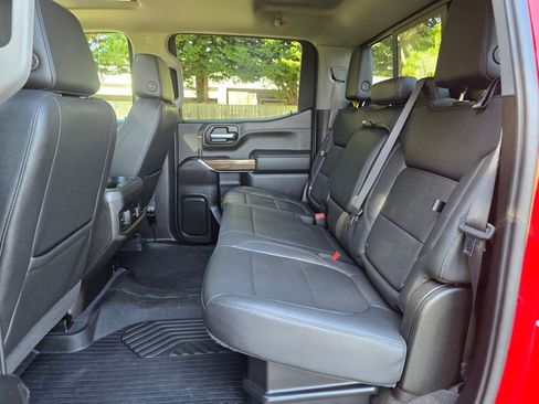 Used 2021 Chevrolet Silverado 1500 LT Trail Boss image 23