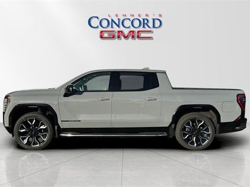 Used 2024 GMC Sierra EV Denali image 7