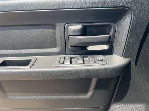 Used 2018 RAM 1500 Express w/ Express Value Package image 20