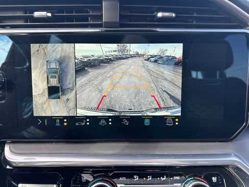 Used 2023 GMC Sierra 1500 Denali Ultimate image 28