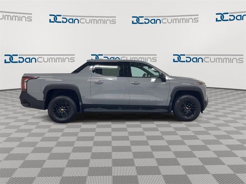 New 2026 Chevrolet Silverado EV LT image 9