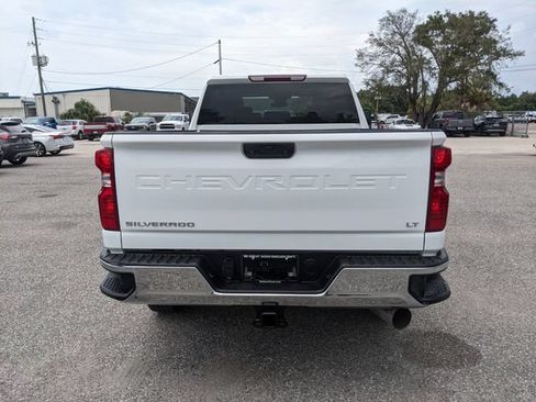 Used 2025 Chevrolet Silverado 2500 LT w/ Convenience Package AWD/4WD image 5
