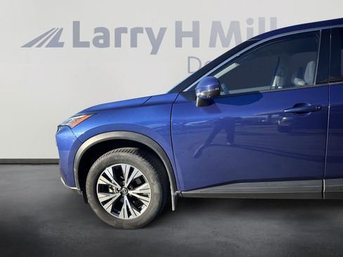 Used 2021 Nissan Rogue SV image 10