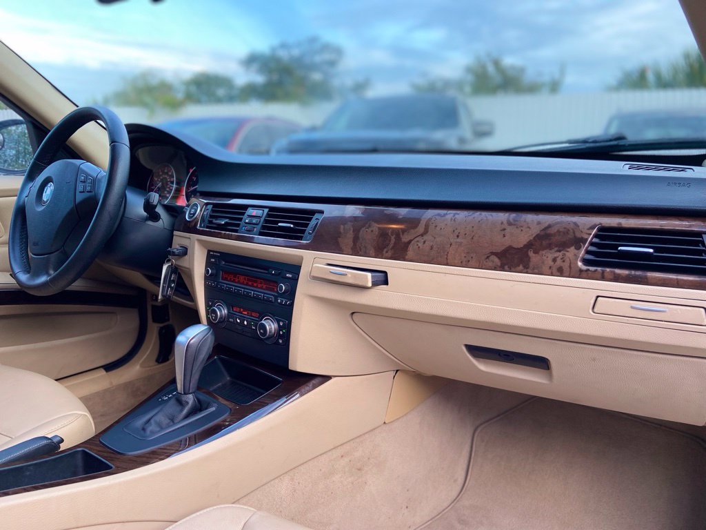 Used 2011 BMW 328i Sedan RWD image 18