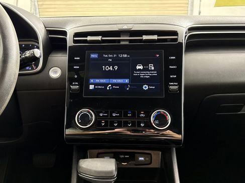 Certified 2022 Hyundai Santa Cruz SEL image 18