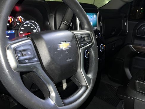 Used 2020 Chevrolet Silverado 1500 LT image 15