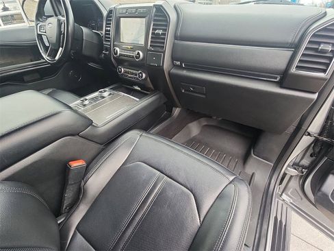 Used 2021 Ford Expedition Limited image 30