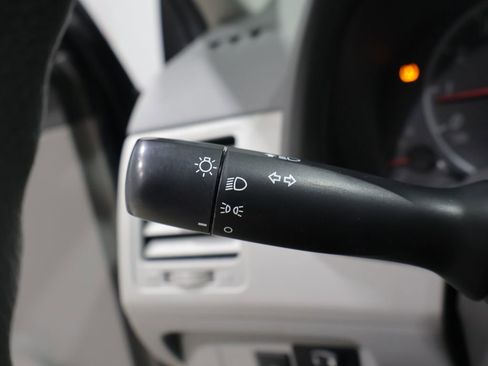 Used 2010 Toyota Corolla LE image 28