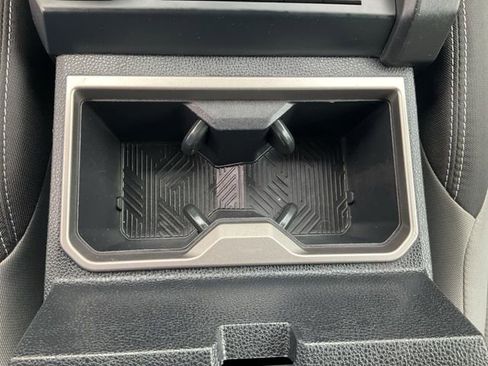 Used 2025 Toyota Tacoma TRD Off-Road image 16