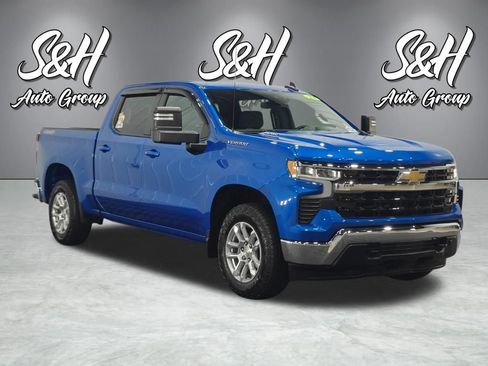 Used 2023 Chevrolet Silverado 1500 LT AWD/4WD image 2