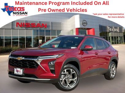 Used 2025 Chevrolet Trax LT