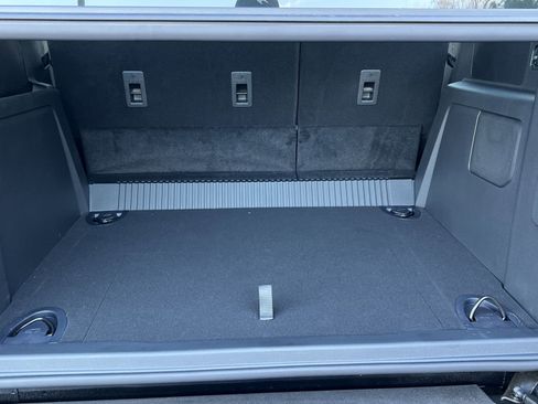 New 2025 Ford Bronco 4-Door image 24