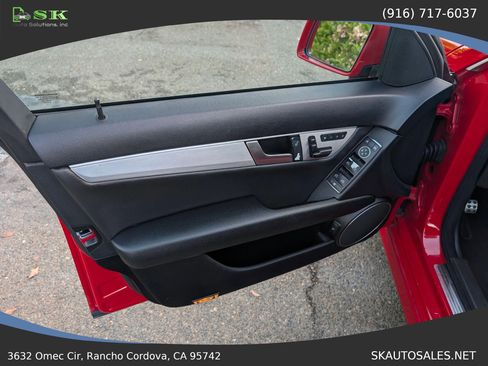 Used 2012 Mercedes-Benz C 300 4MATIC Sedan image 27