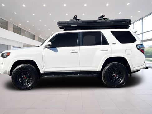 Used 2023 Toyota 4Runner SR5 Premium w/ Moonroof Package AWD/4WD image 7