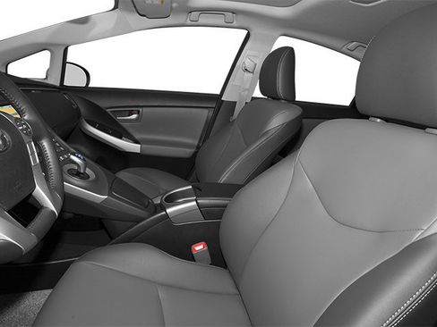 Used 2013 Toyota Prius Four FWD image 8
