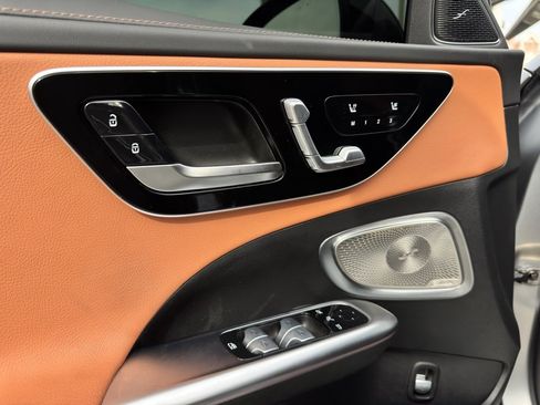 Used 2023 Mercedes-Benz C 300 Sedan w/ AMG Line w/ Night Package image 18