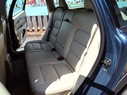 Used 2008 Volvo XC70 3.2 AWD/4WD image 14
