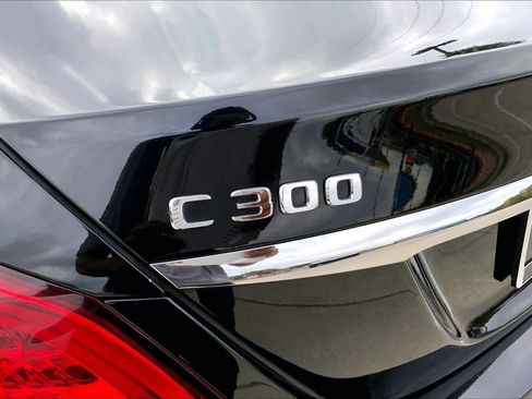 Used 2019 Mercedes-Benz C 300 Sedan image 30