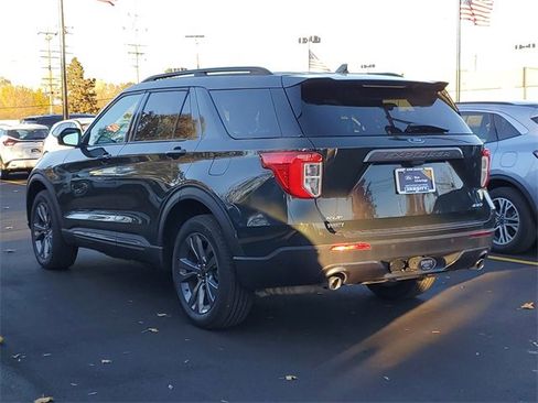 Certified 2023 Ford Explorer XLT w/ Equipment Group 202A image 3