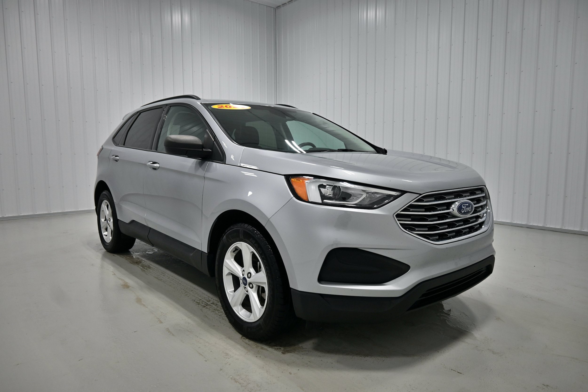 Used 2022 Ford Edge SE AWD/4WD image 3