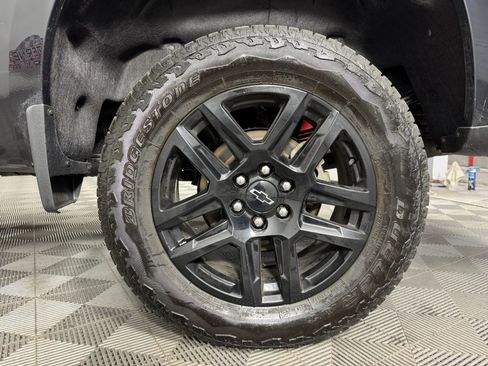 Used 2021 Chevrolet Silverado 1500 LT Trail Boss image 43