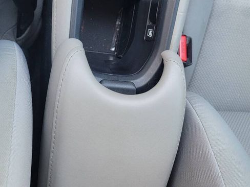 Used 2019 Honda HR-V LX image 33