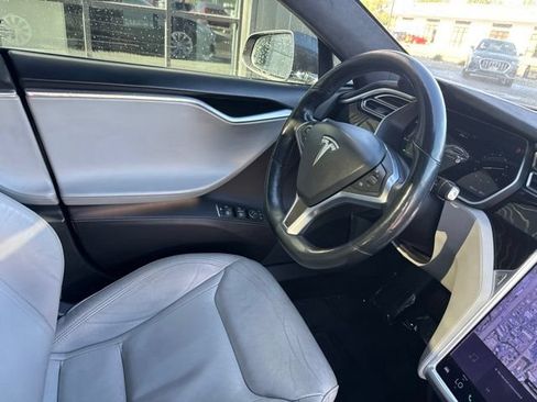 Used 2016 Tesla Model S AWD image 30