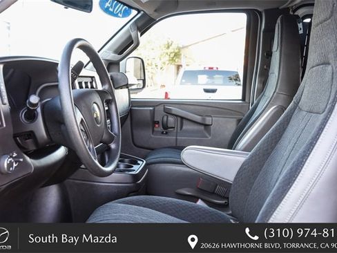 Used 2024 Chevrolet Express 2500 w/ Driver Convenience Package image 14