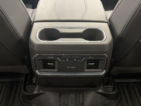 Used 2026 GMC Sierra 1500 SLT w/ SLT Premium Plus Package AWD/4WD image 37