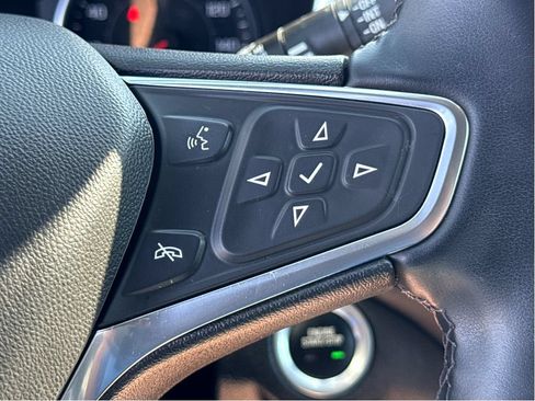 Used 2024 Chevrolet Equinox LT w/ LPO, Floor Liner Package FWD image 16