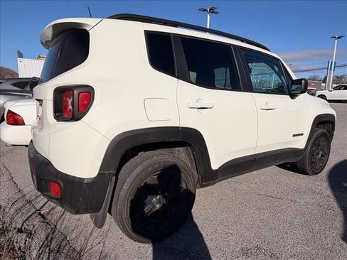 Used 2020 Jeep Renegade Sport image 17