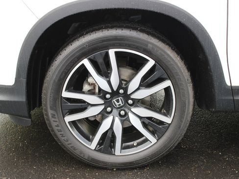 Used 2020 Honda Pilot Elite image 11