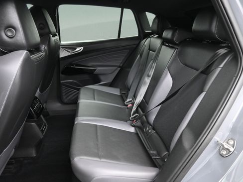 Used 2023 Volkswagen ID.4 Pro S AWD/4WD image 22