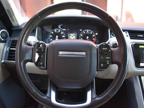 Used 2018 Land Rover Range Rover Sport HSE AWD/4WD image 22