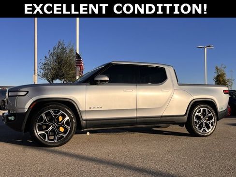 Used 2023 Rivian R1T Launch Edition image 2