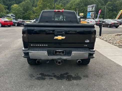 Used 2015 Chevrolet Silverado 2500 LTZ w/ LTZ Plus Package AWD/4WD image 6