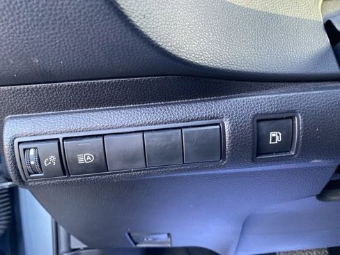 Used 2023 Toyota Corolla LE FWD image 16