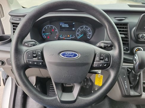 Used 2025 Ford Transit 250 Low Roof w/ Exterior Upgrade Package RWD image 18